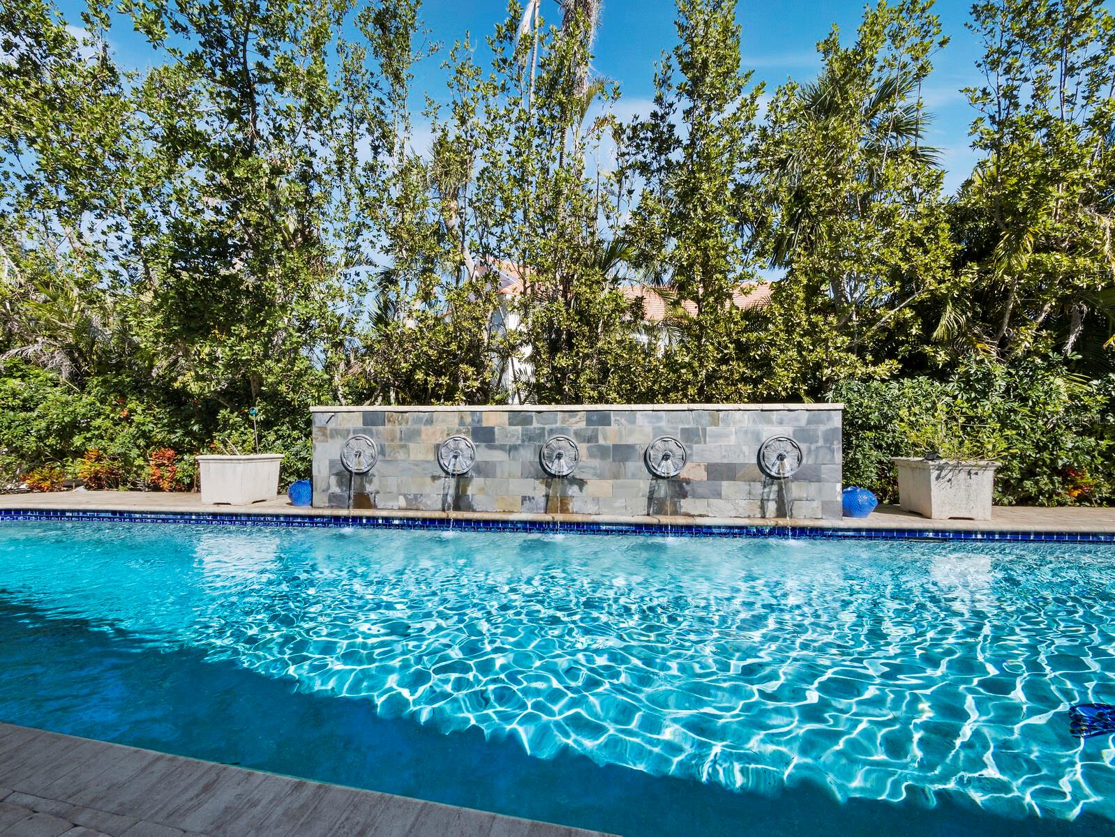 3322 BAYOU RD, LONGBOAT KEY, FL, 34228