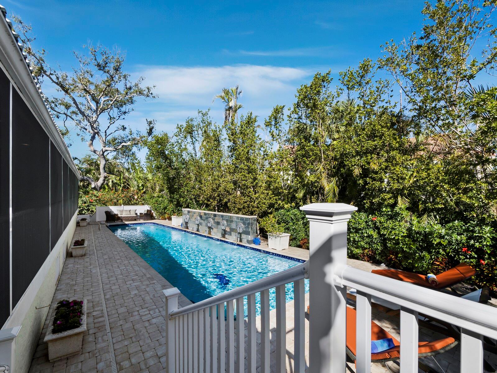 3322 BAYOU RD, LONGBOAT KEY, FL, 34228