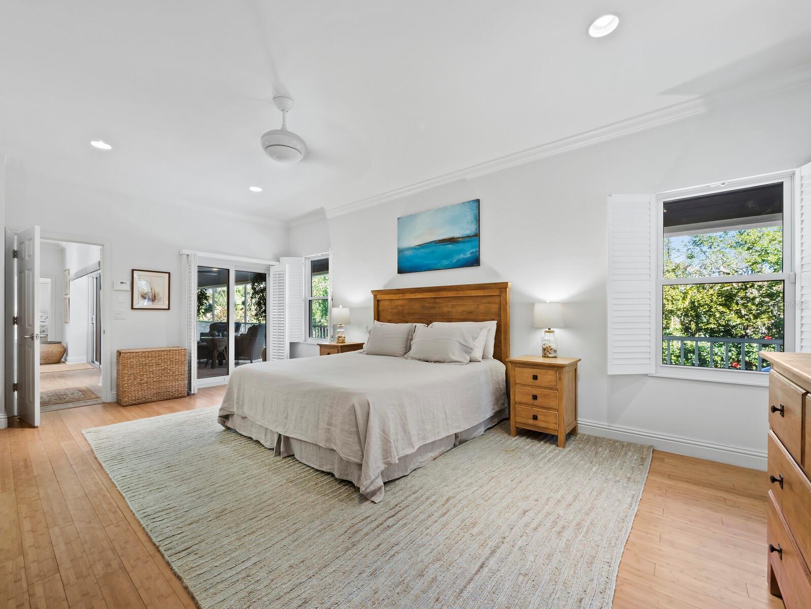3322 BAYOU RD, LONGBOAT KEY, FL, 34228