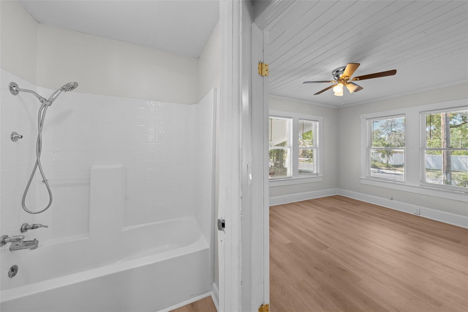 5003 N 12TH ST, TAMPA, FL, 33603