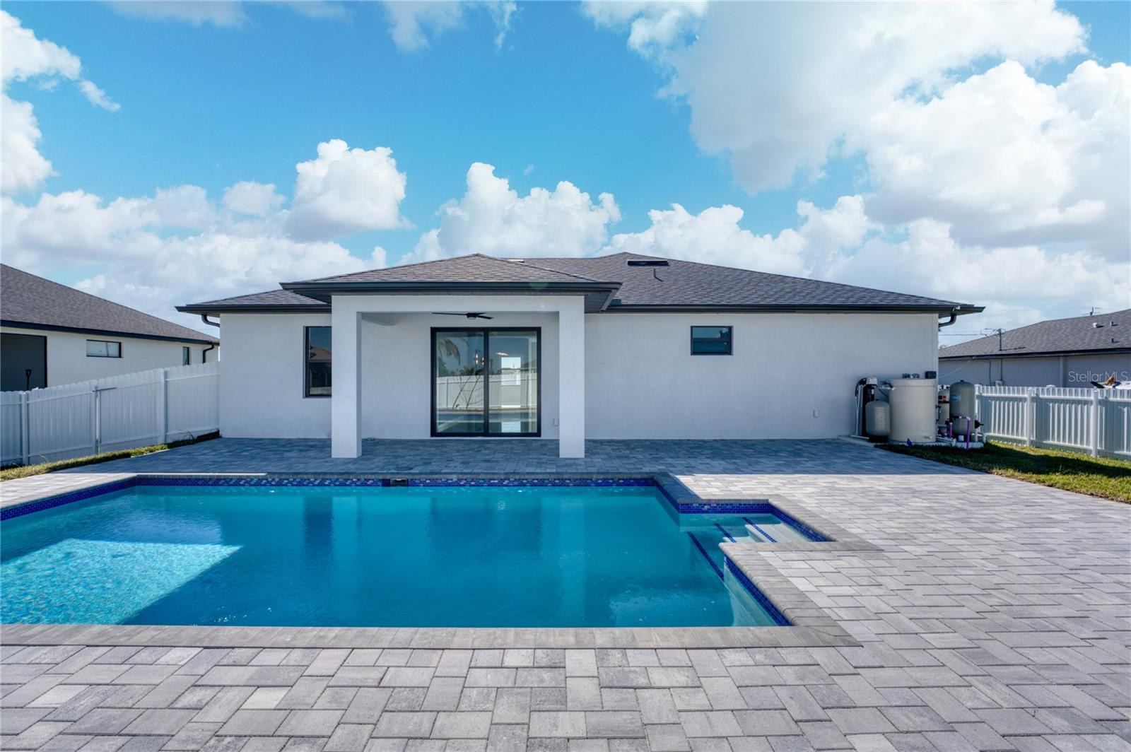 3921 NW 40TH LN, CAPE CORAL, FL, 33993