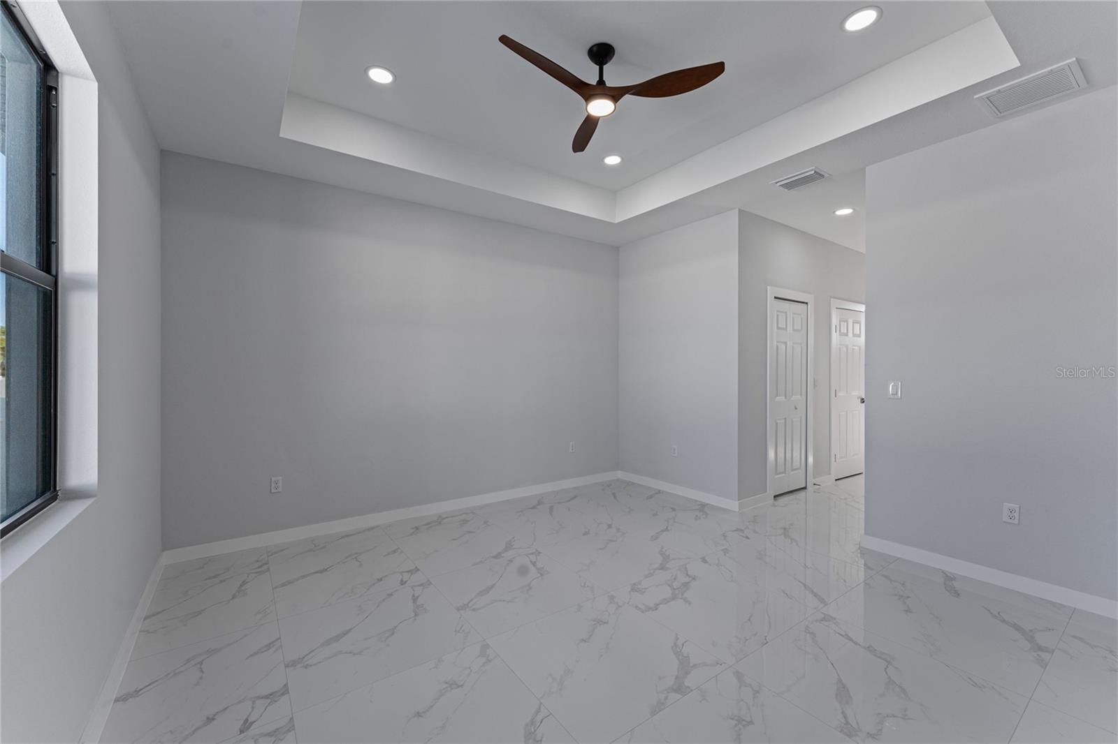 3921 NW 40TH LN, CAPE CORAL, FL, 33993