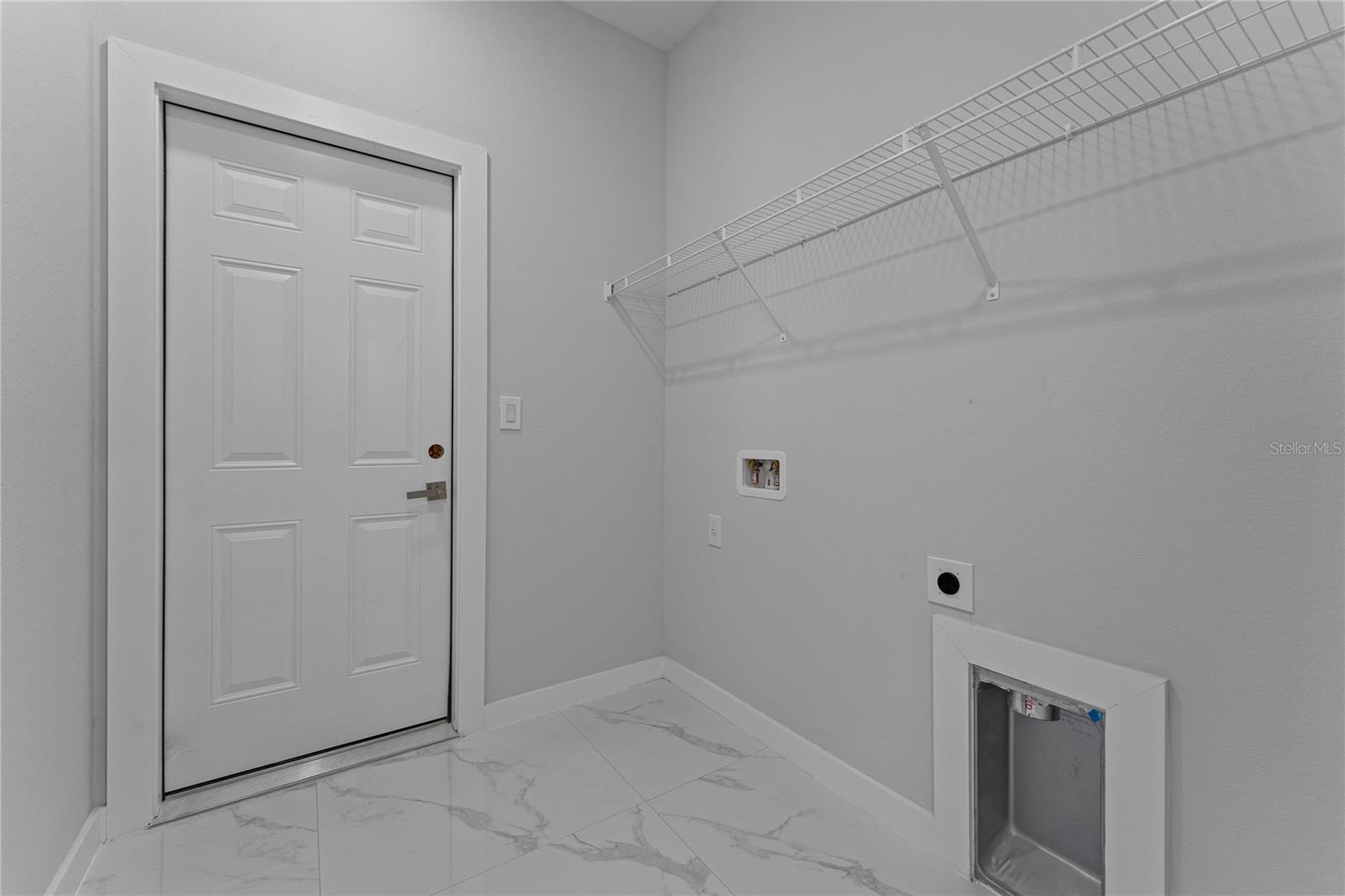 3921 NW 40TH LN, CAPE CORAL, FL, 33993