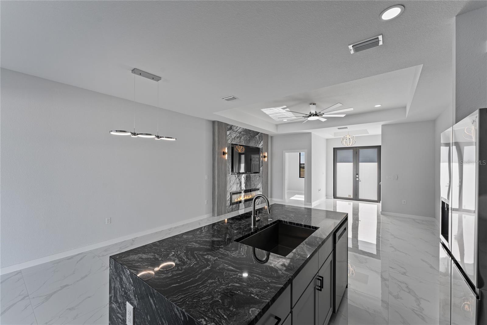 3921 NW 40TH LN, CAPE CORAL, FL, 33993