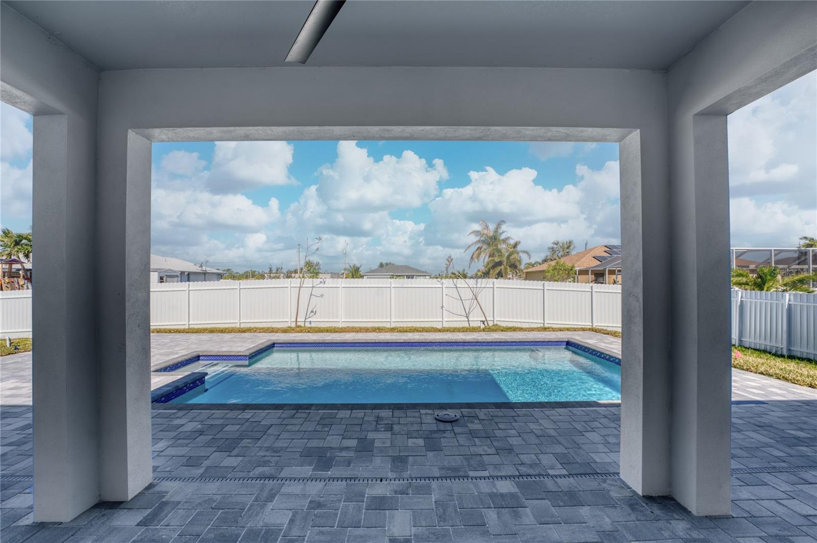 3921 NW 40TH LN, CAPE CORAL, FL, 33993