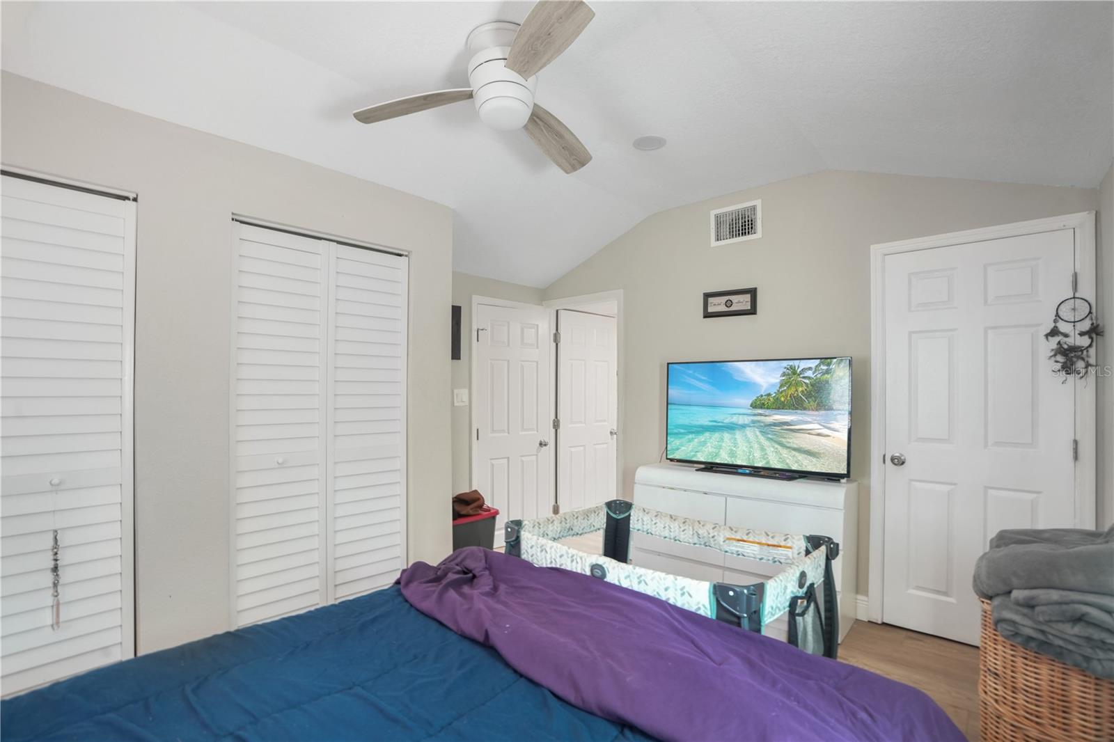 215 ANCLOTE RD, TARPON SPRINGS, FL, 34689