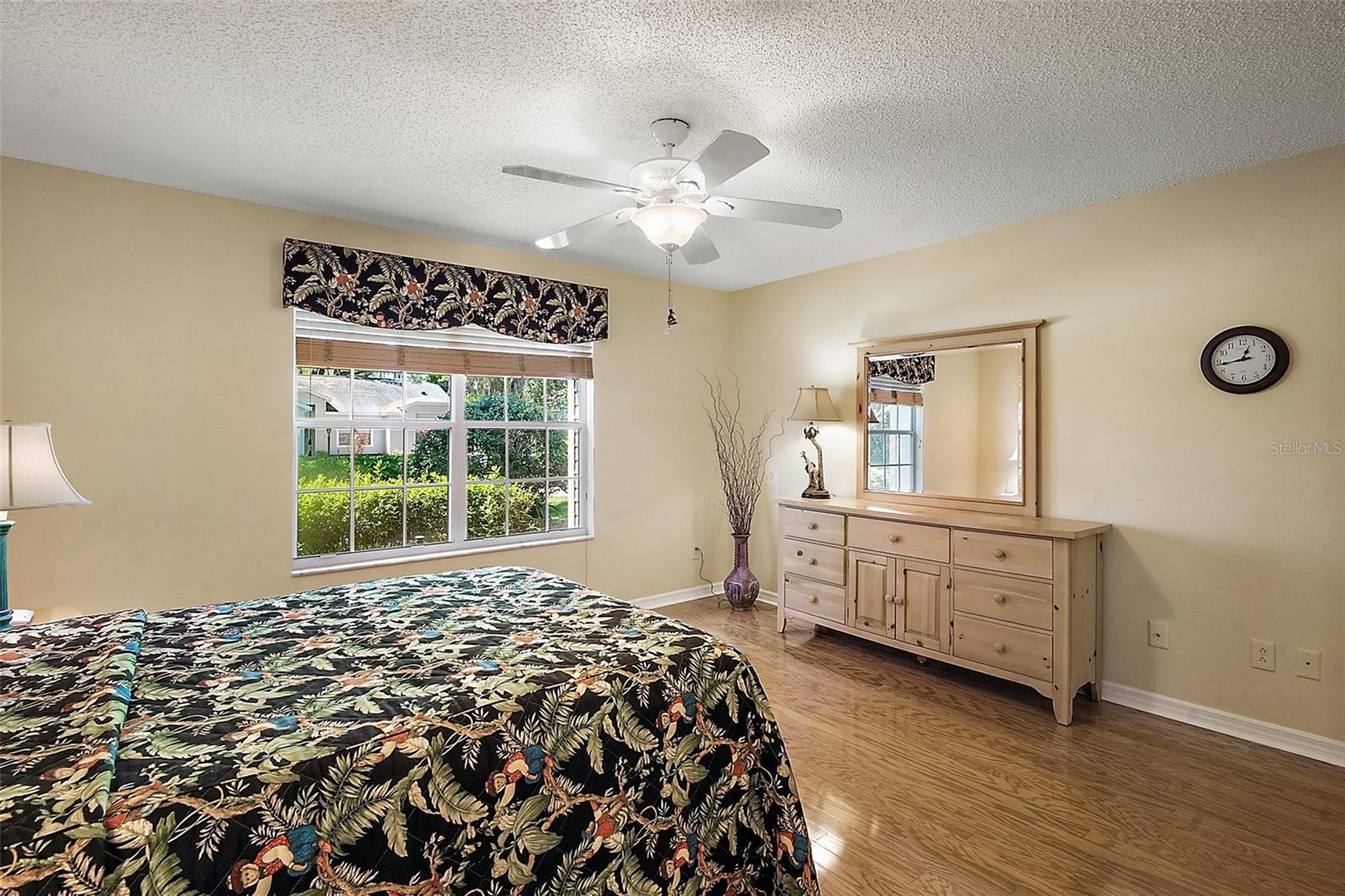 25736 WHISPER OAKS RD, LEESBURG, FL, 34748