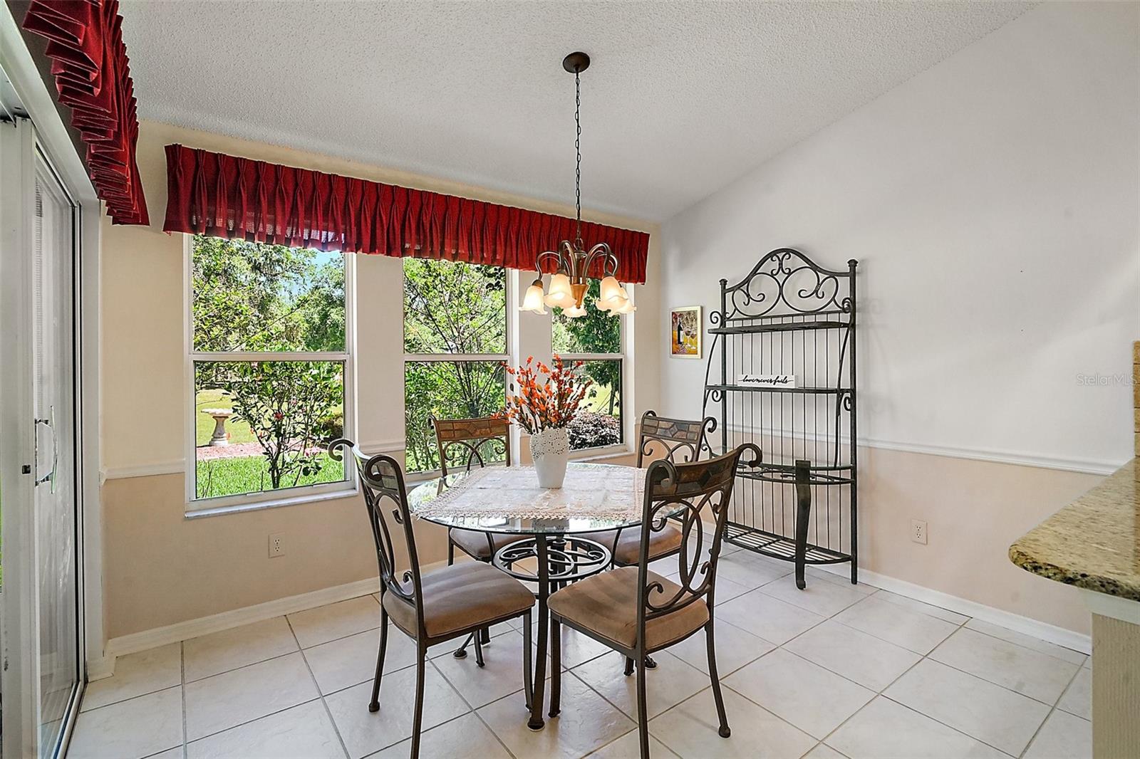25736 WHISPER OAKS RD, LEESBURG, FL, 34748