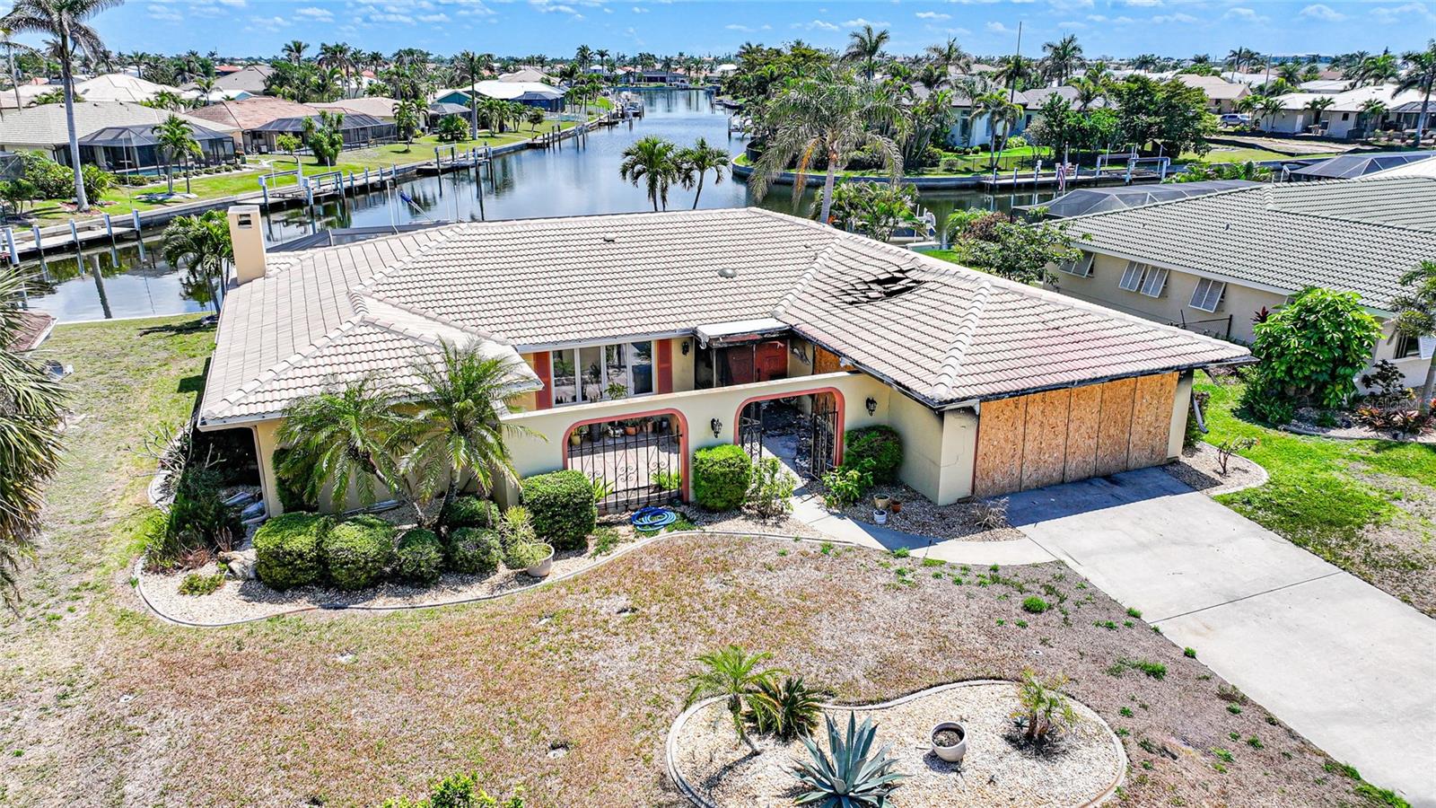 490 VIA ESPLANADE, PUNTA GORDA, FL, 33950