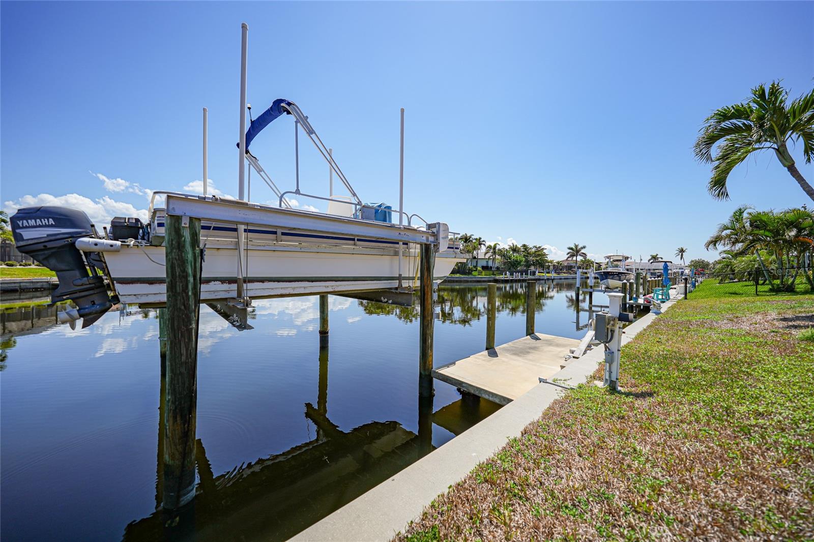 490 VIA ESPLANADE, PUNTA GORDA, FL, 33950