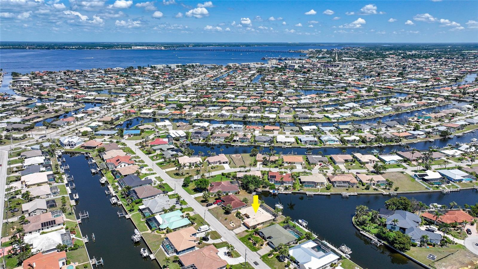 490 VIA ESPLANADE, PUNTA GORDA, FL, 33950