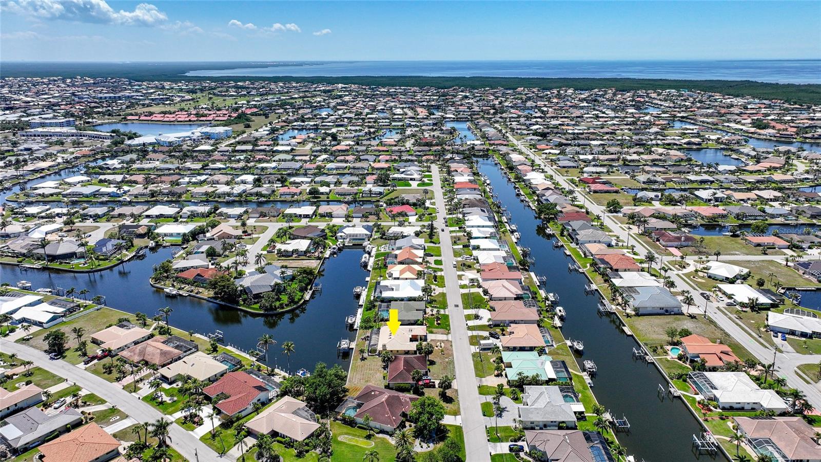490 VIA ESPLANADE, PUNTA GORDA, FL, 33950