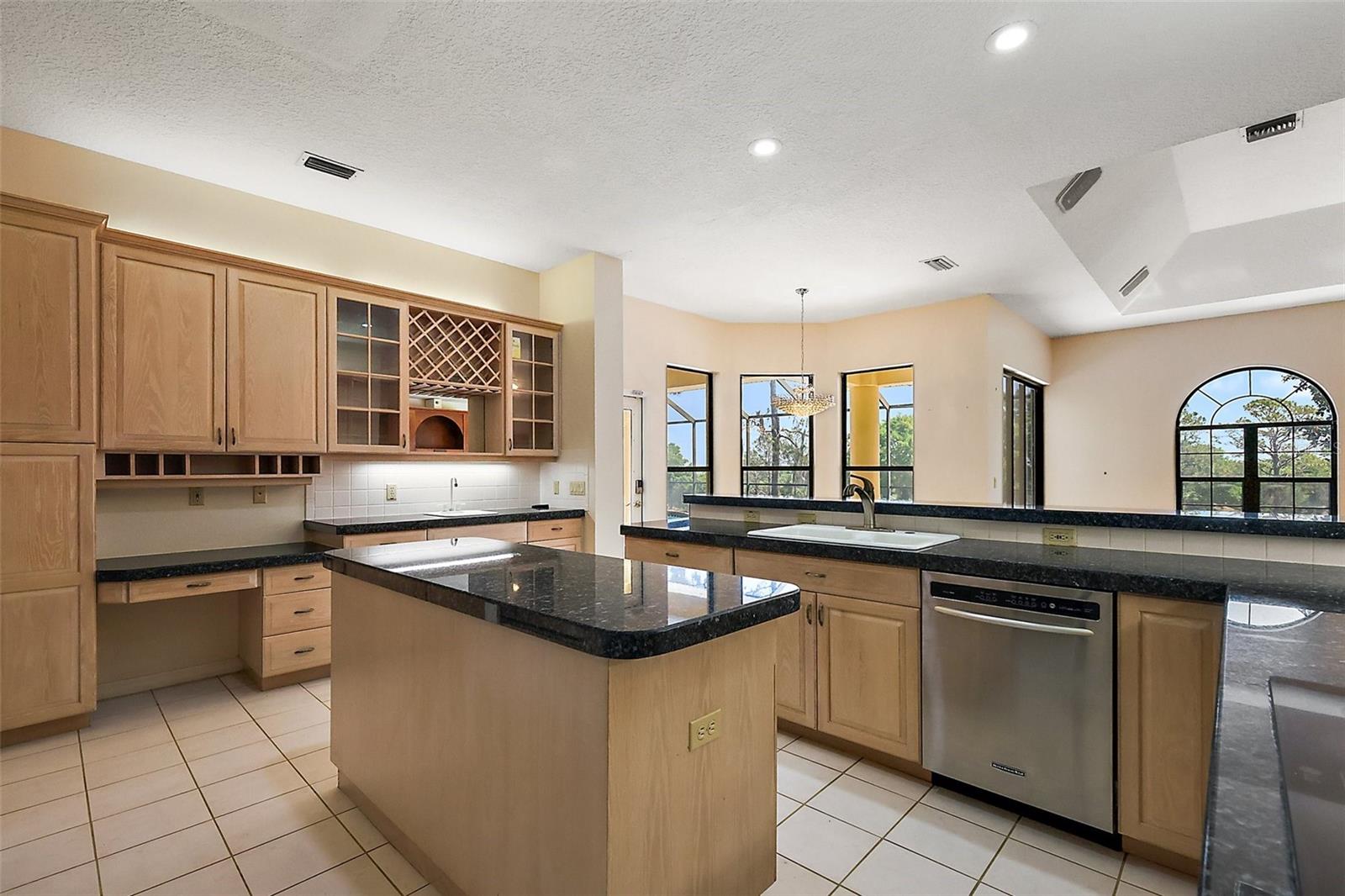5640 SPINNAKER LOOP, LADY LAKE, FL, 32159
