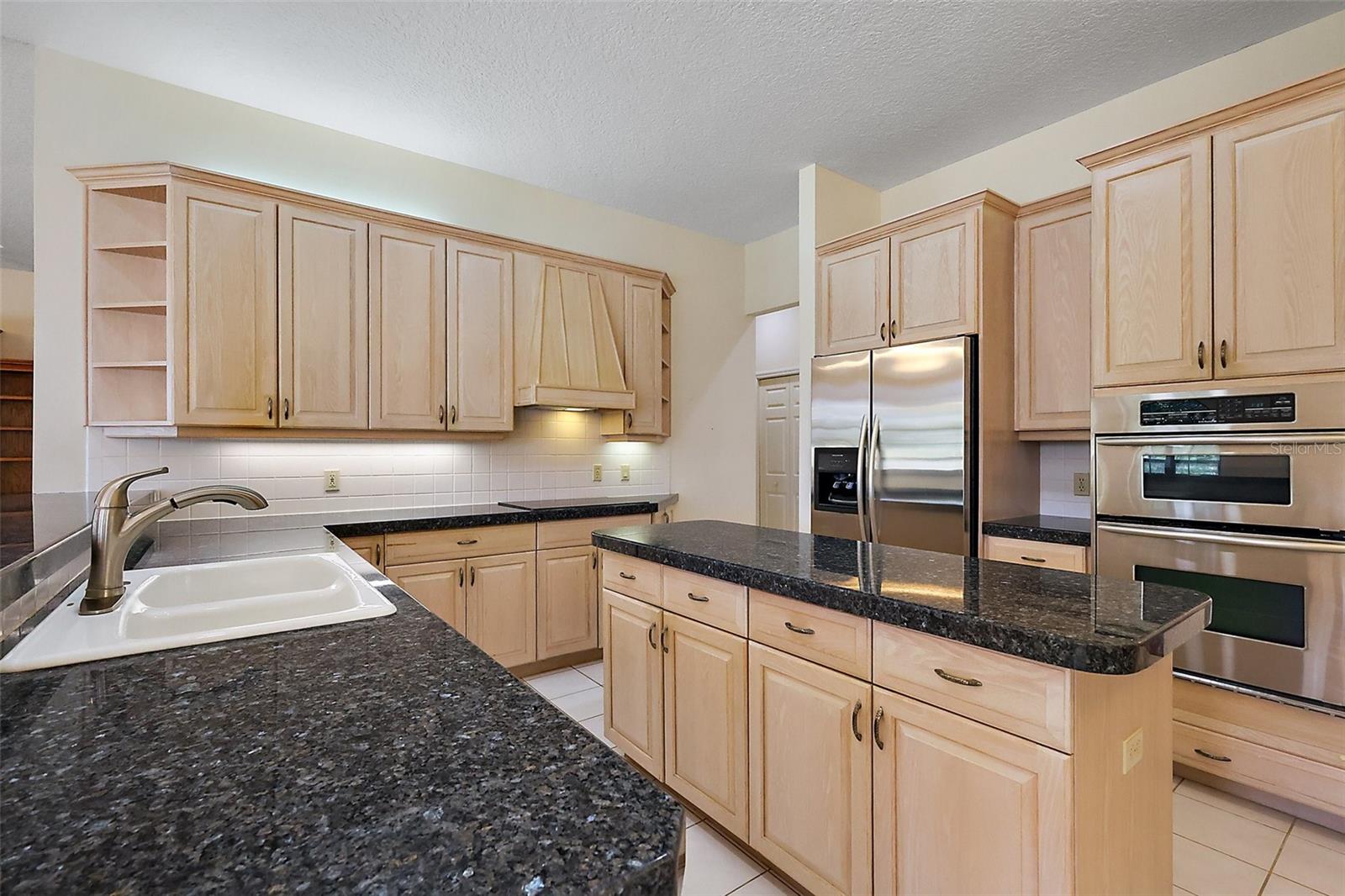 5640 SPINNAKER LOOP, LADY LAKE, FL, 32159