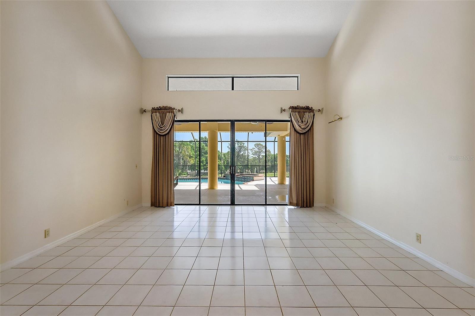 5640 SPINNAKER LOOP, LADY LAKE, FL, 32159