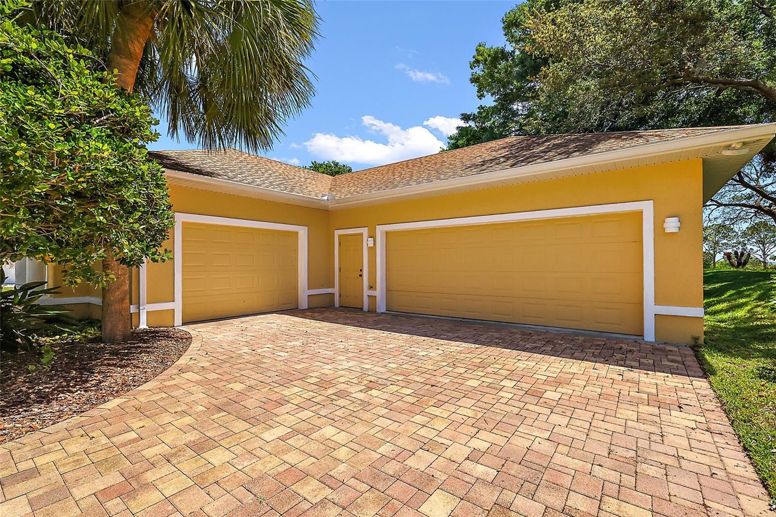 5640 SPINNAKER LOOP, LADY LAKE, FL, 32159