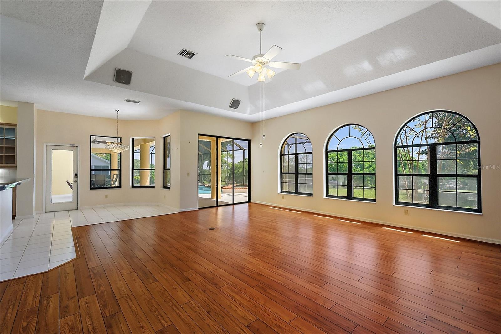 5640 SPINNAKER LOOP, LADY LAKE, FL, 32159