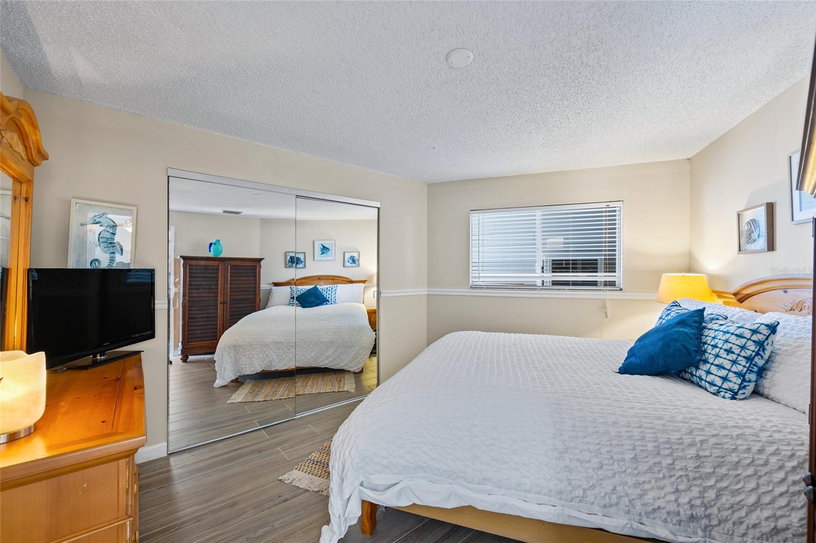 610 ISLAND WAY #302, CLEARWATER BEACH, FL, 33767