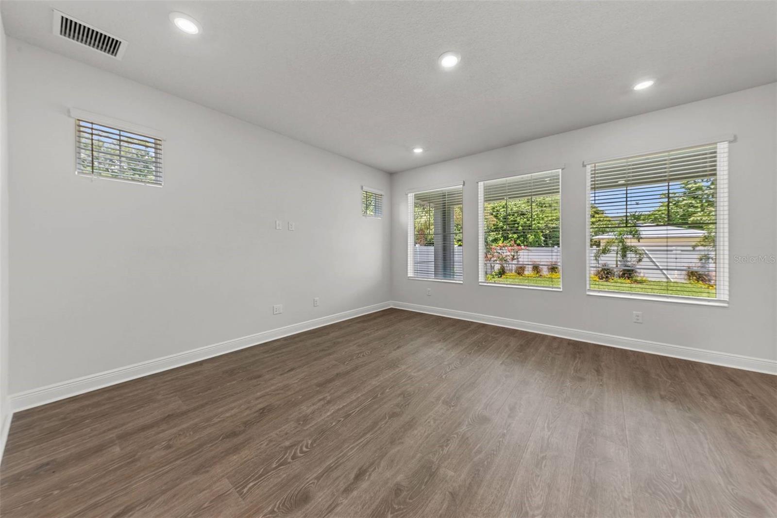 1627 48TH AVE N, ST PETERSBURG, FL, 33714