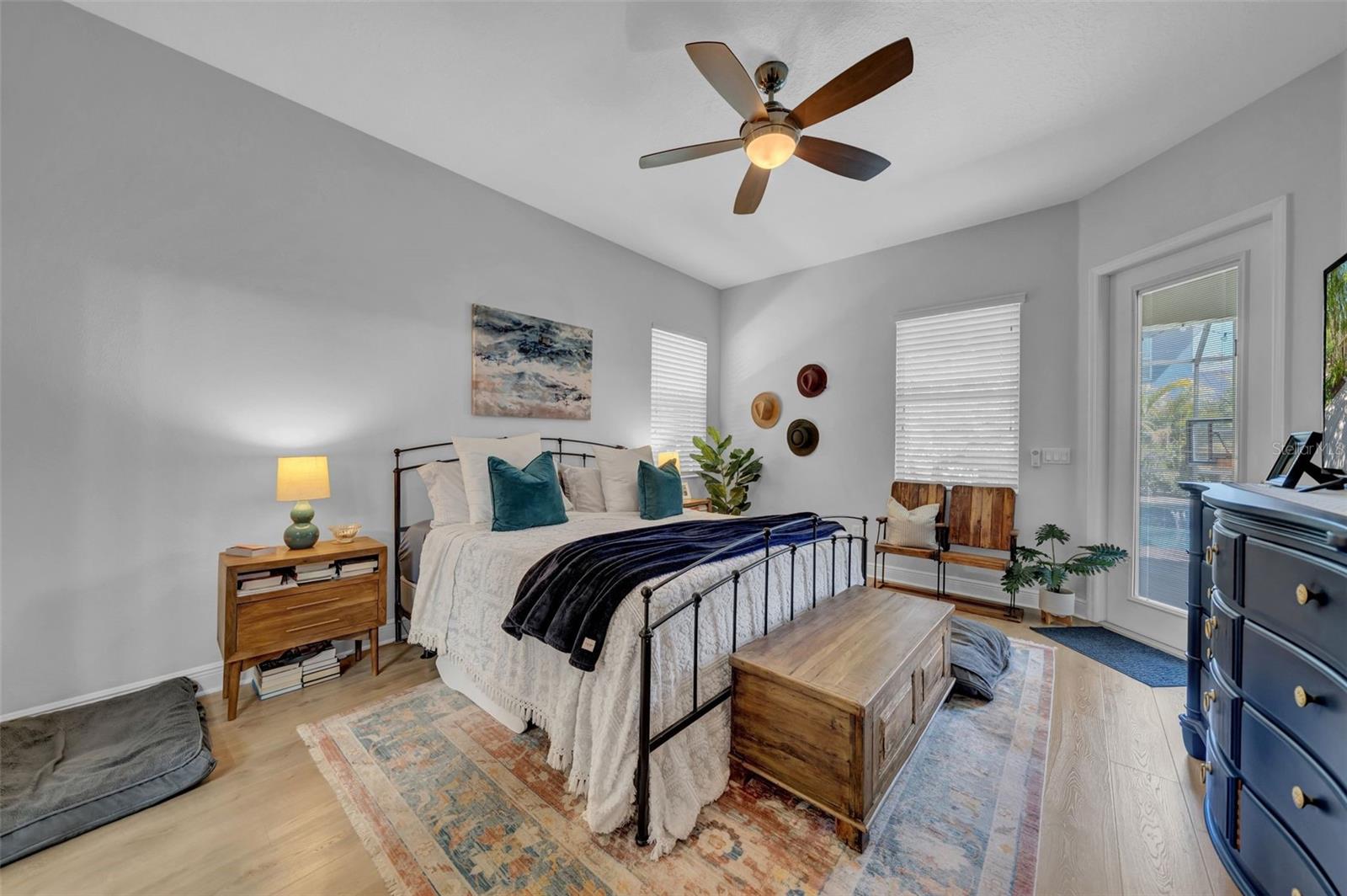 15902 OAKLEAF RUN DR, LITHIA, FL, 33547