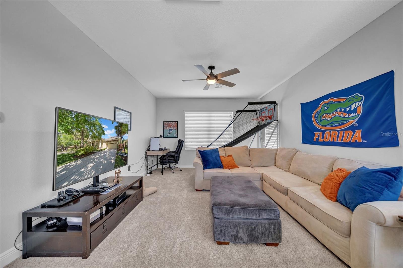 15902 OAKLEAF RUN DR, LITHIA, FL, 33547