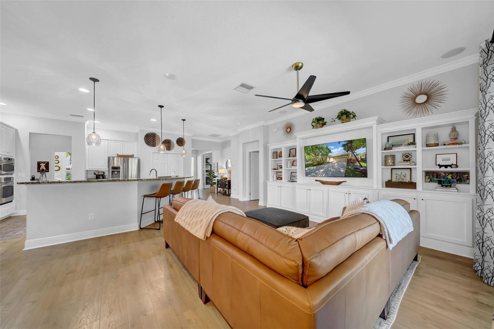 15902 OAKLEAF RUN DR, LITHIA, FL, 33547