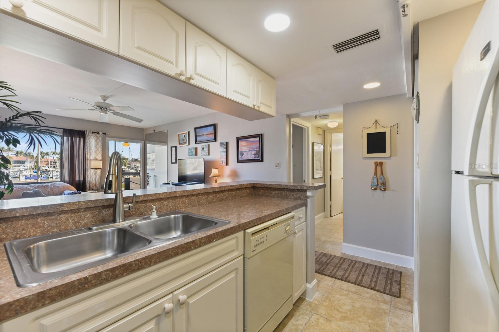 3170 MATECUMBE KEY RD #112, PUNTA GORDA, FL, 33955