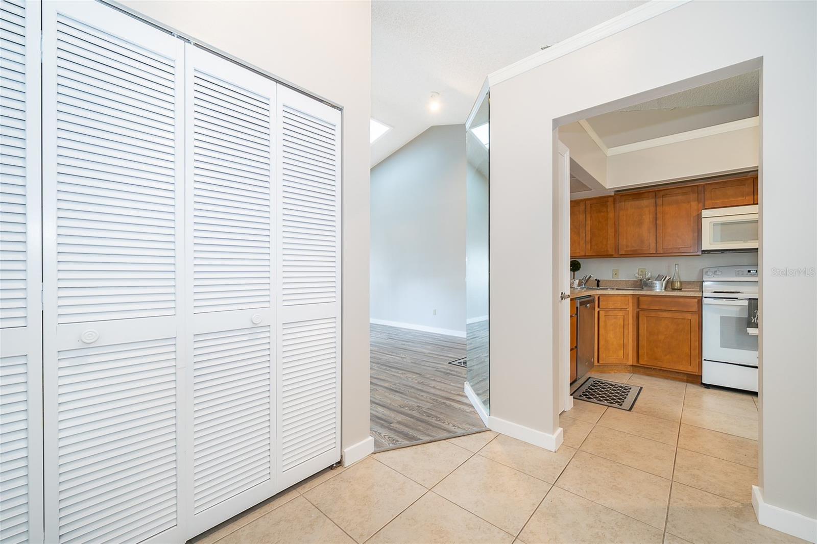 4520 SUMMERGROVE AVE, ORLANDO, FL, 32812