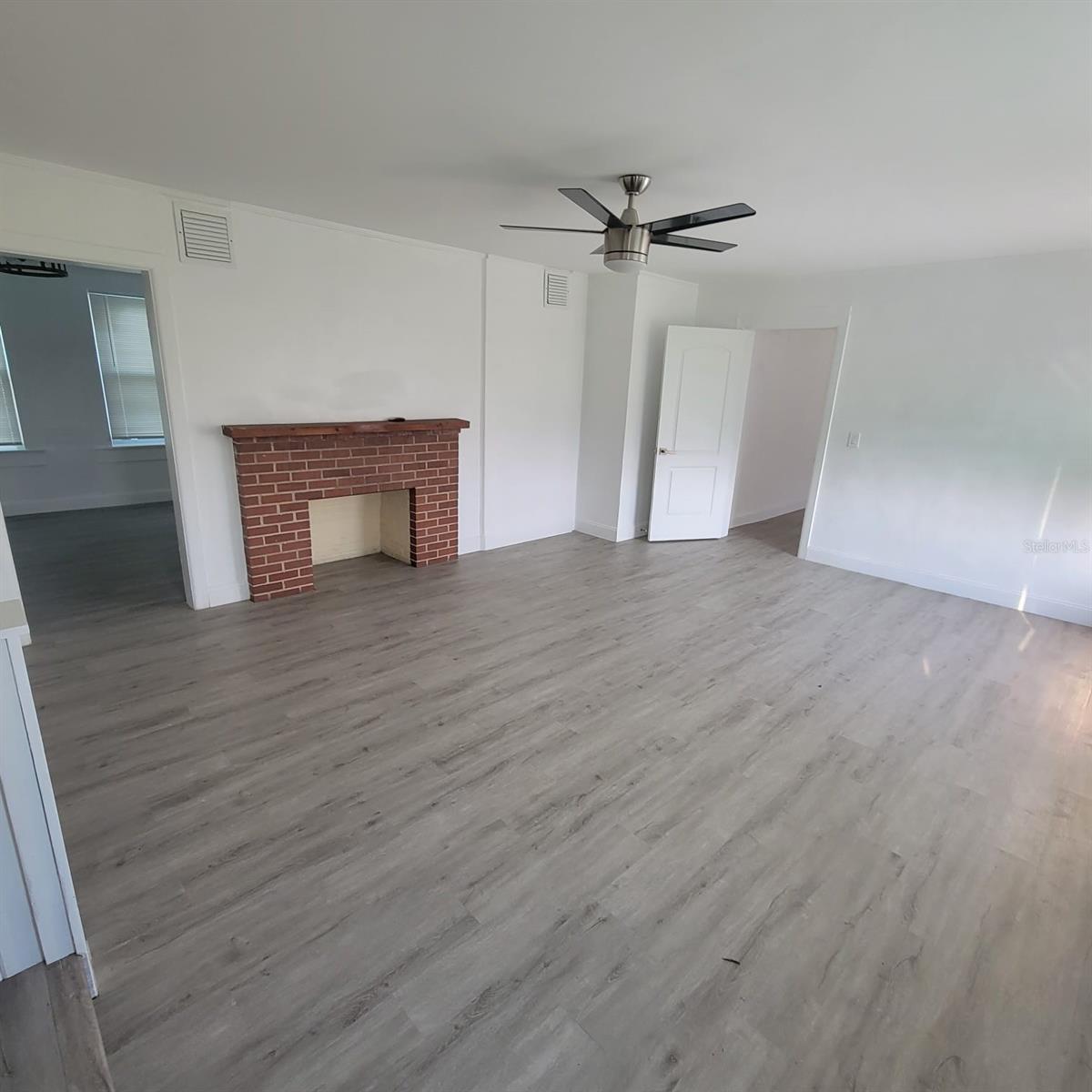 17951 MAIN ST N, BLOUNTSTOWN, FL, 32424