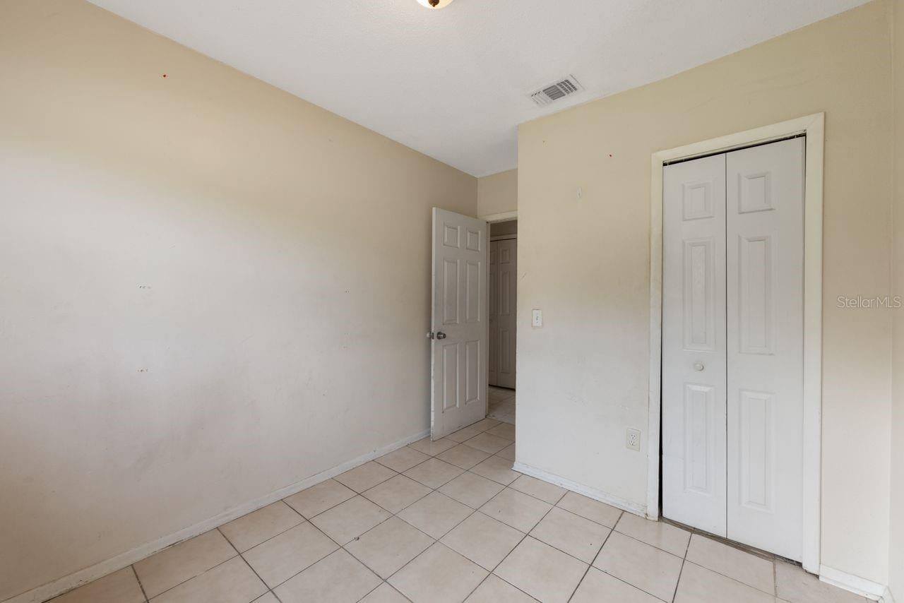 4883 N PINE HILLS RD, ORLANDO, FL, 32808