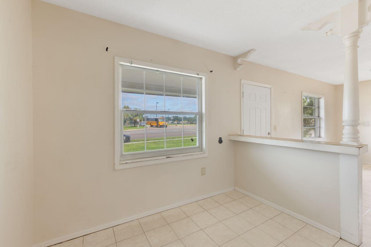 4883 N PINE HILLS RD, ORLANDO, FL, 32808