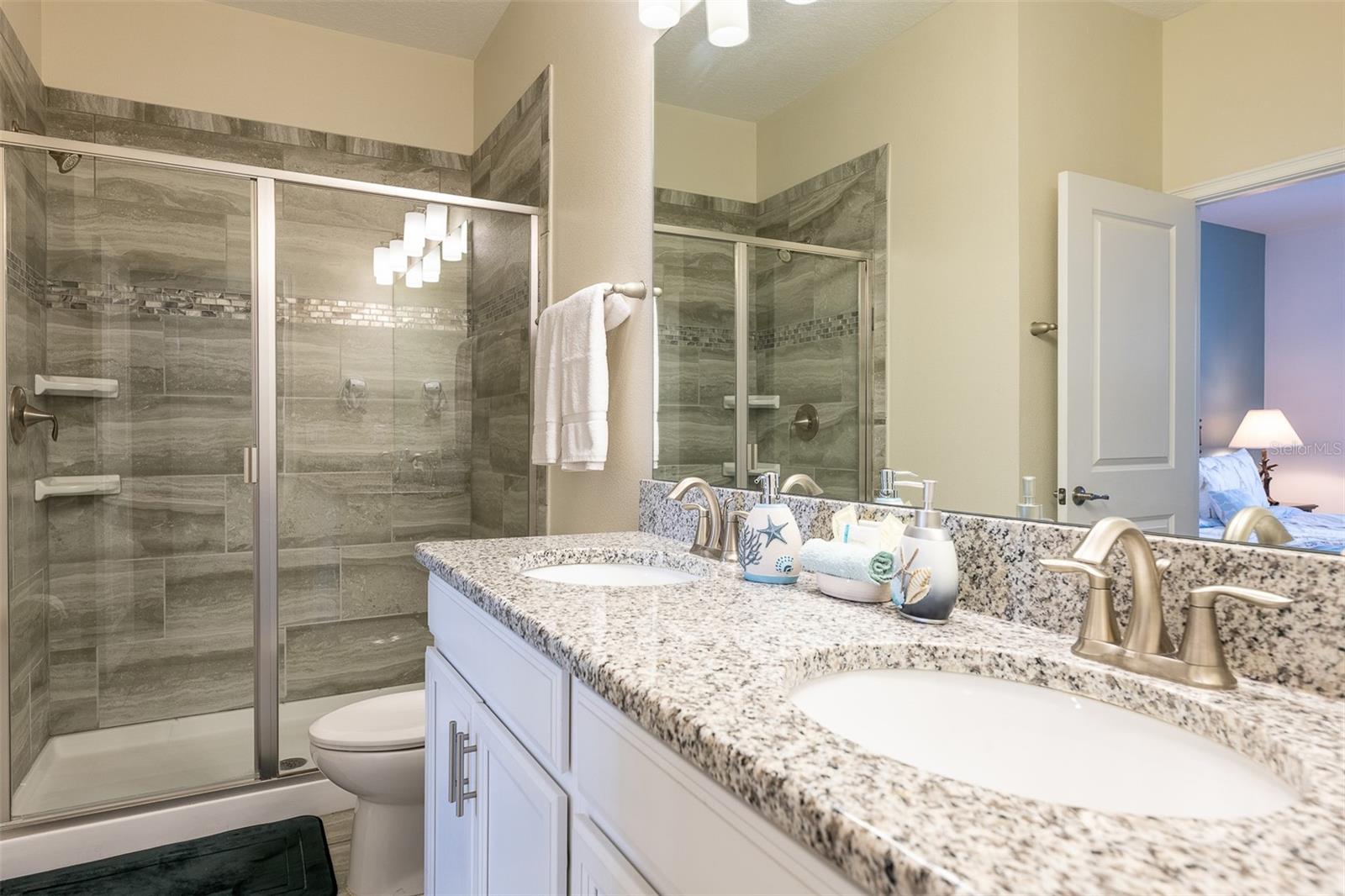 9036 STINGER DR E, DAVENPORT, FL, 33896