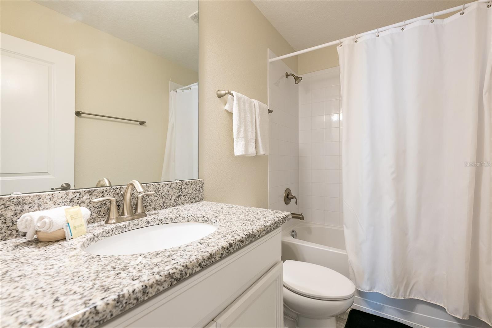 9036 STINGER DR E, DAVENPORT, FL, 33896