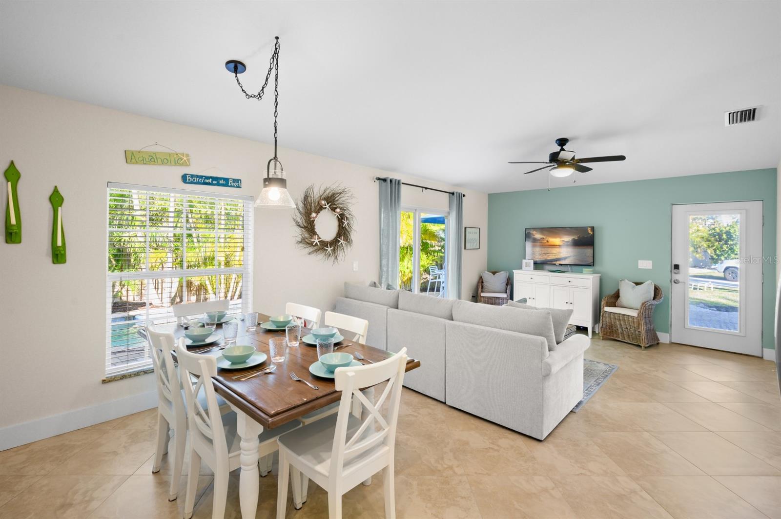 5608 HOLMES BLVD, HOLMES BEACH, FL, 34217