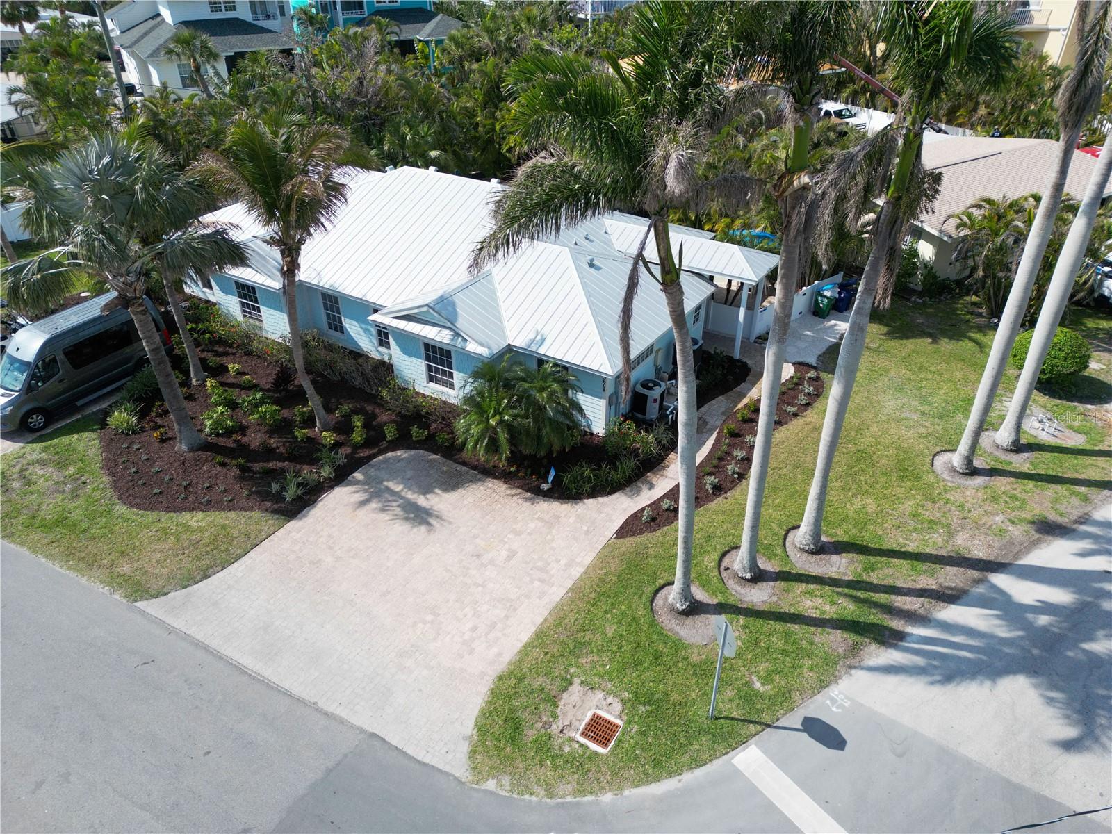5608 HOLMES BLVD, HOLMES BEACH, FL, 34217