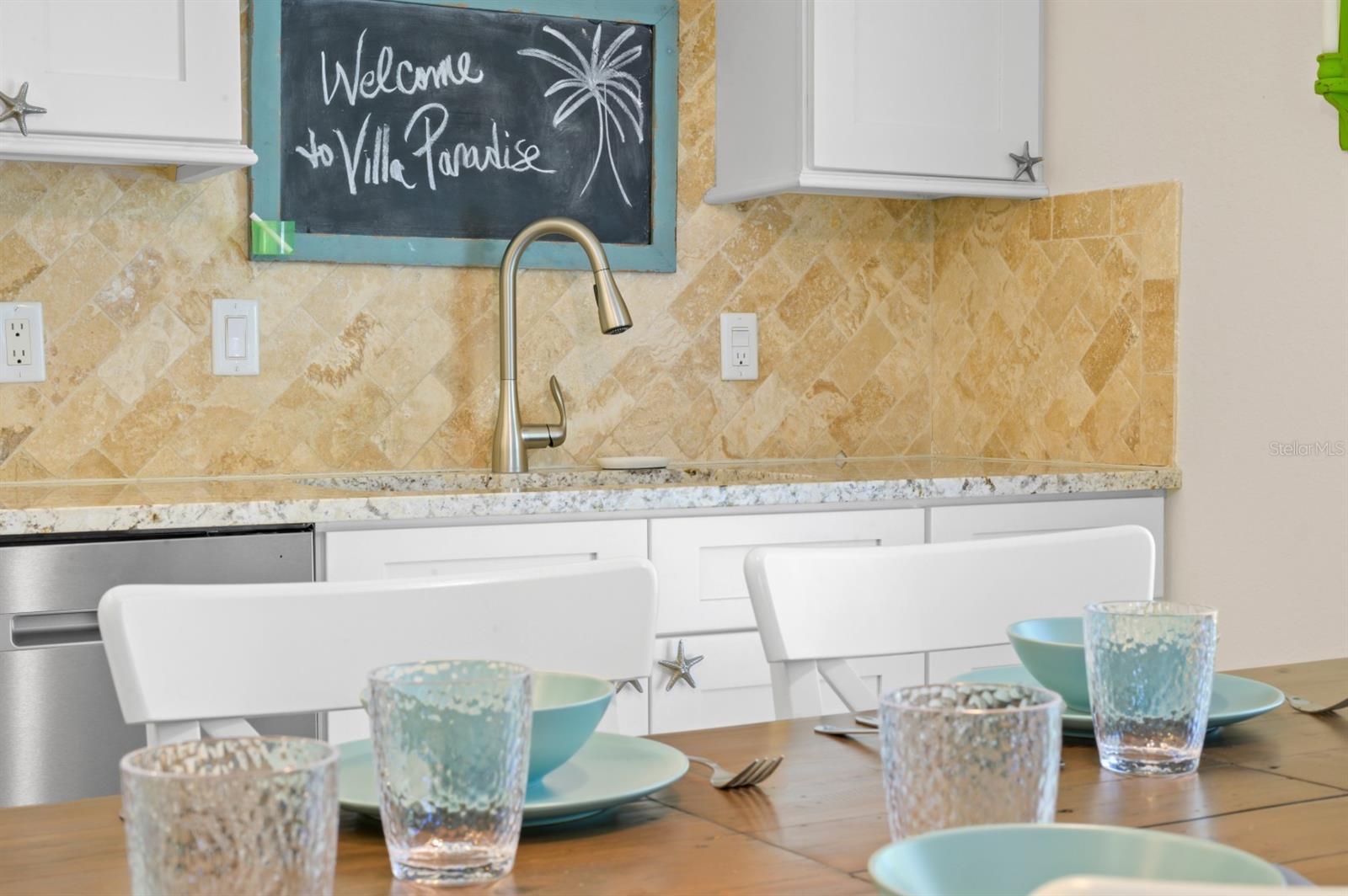 5608 HOLMES BLVD, HOLMES BEACH, FL, 34217