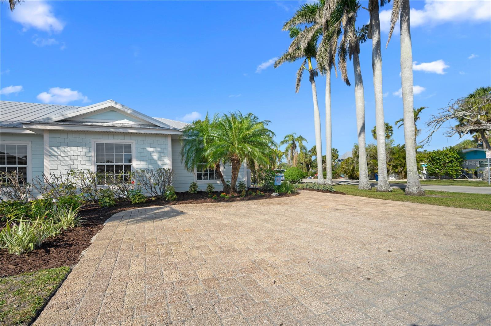 5608 HOLMES BLVD, HOLMES BEACH, FL, 34217