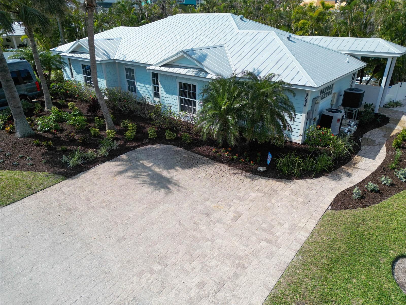 5608 HOLMES BLVD, HOLMES BEACH, FL, 34217