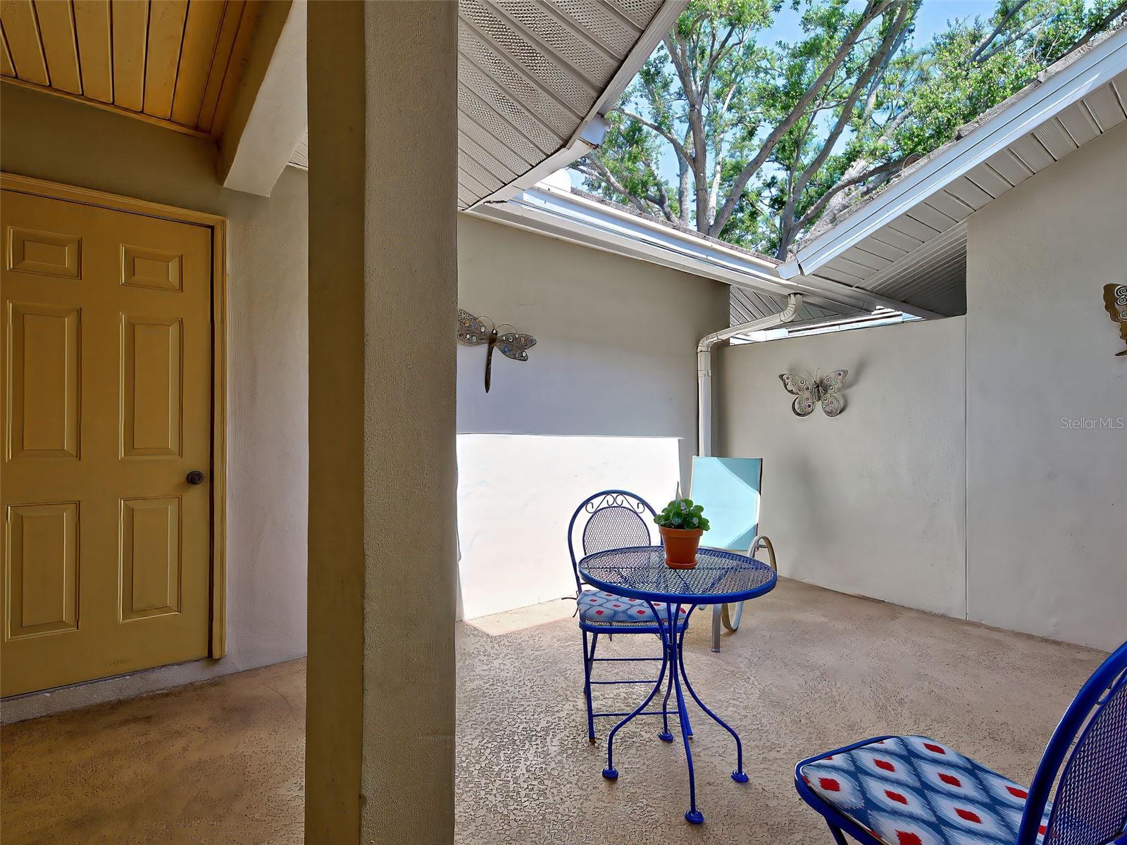 220 SOUTHAMPTON DRIVE #325, VENICE, FL, 34293