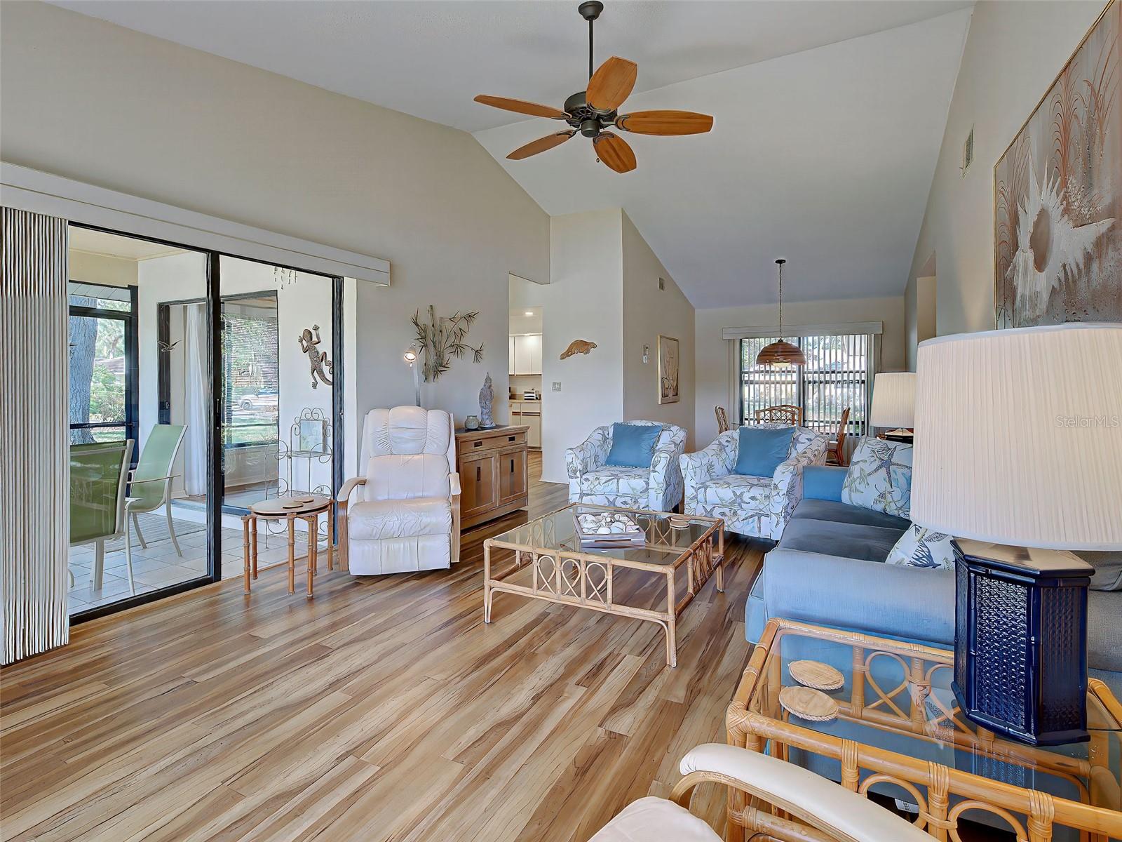 220 SOUTHAMPTON DRIVE #325, VENICE, FL, 34293