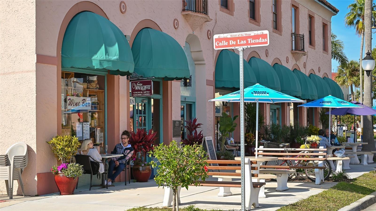 220 SOUTHAMPTON DRIVE #325, VENICE, FL, 34293