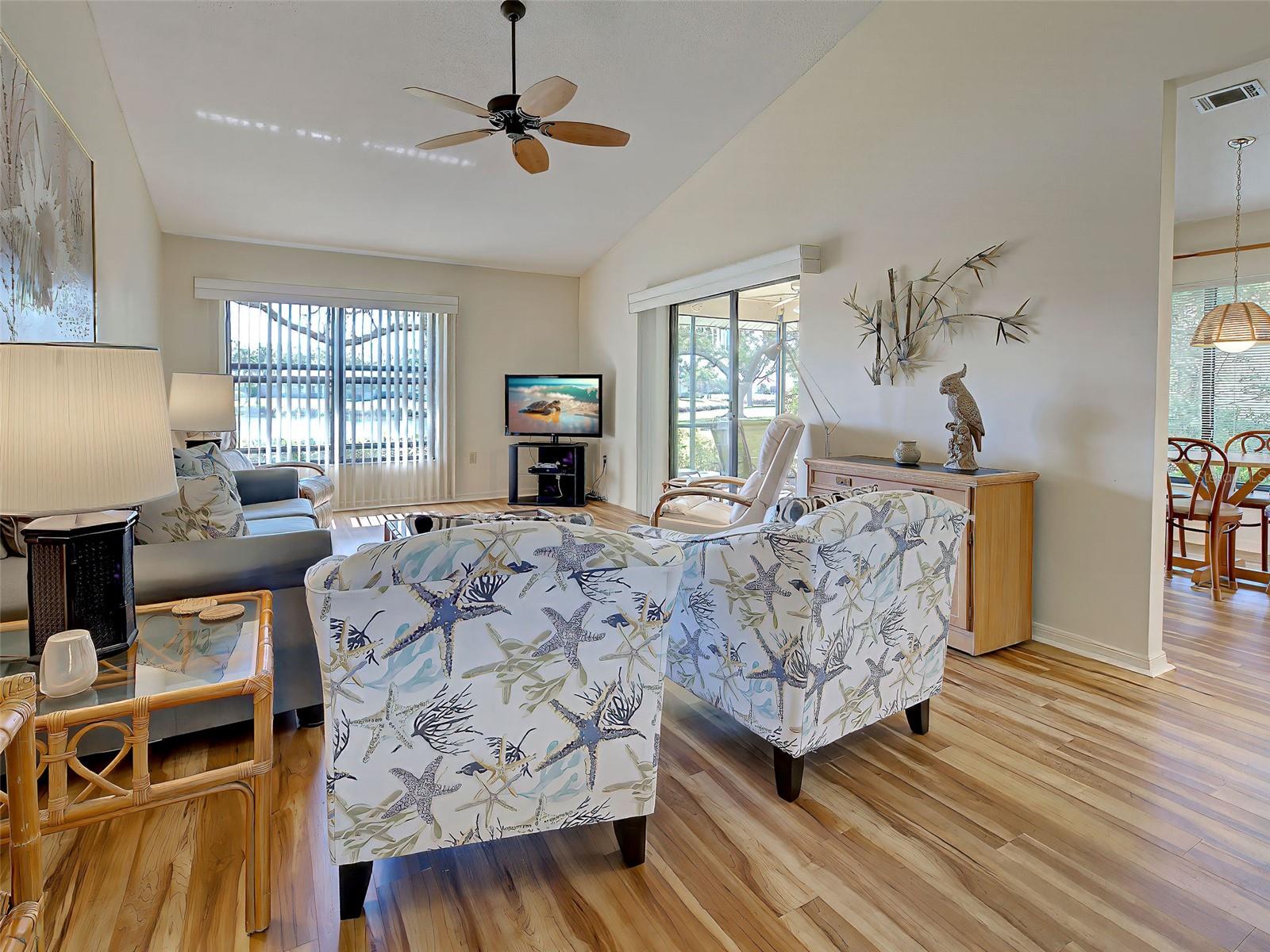 220 SOUTHAMPTON DRIVE #325, VENICE, FL, 34293