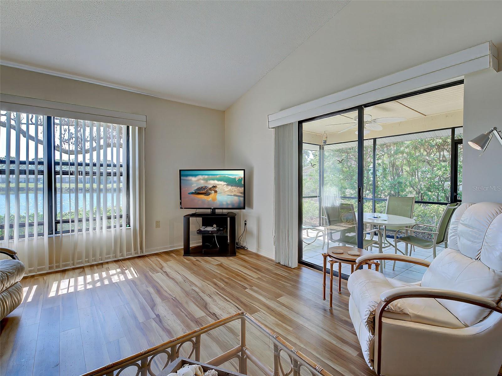 220 SOUTHAMPTON DRIVE #325, VENICE, FL, 34293