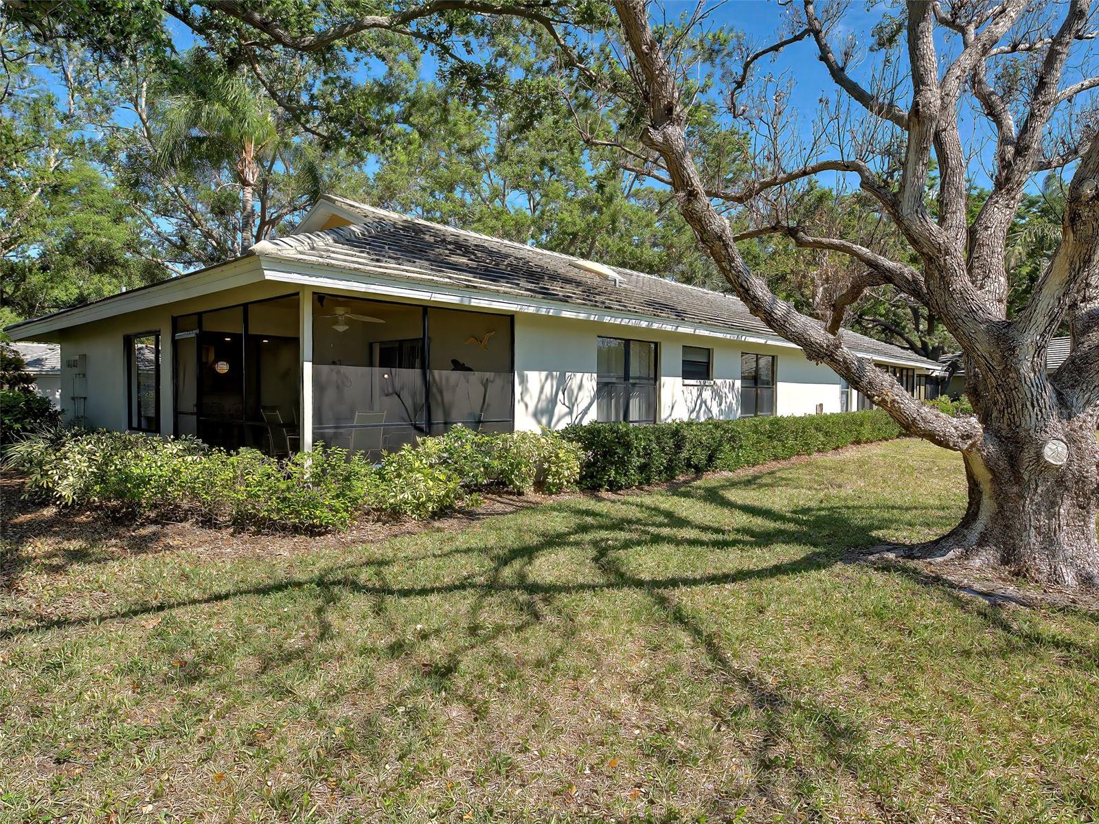 220 SOUTHAMPTON DRIVE #325, VENICE, FL, 34293