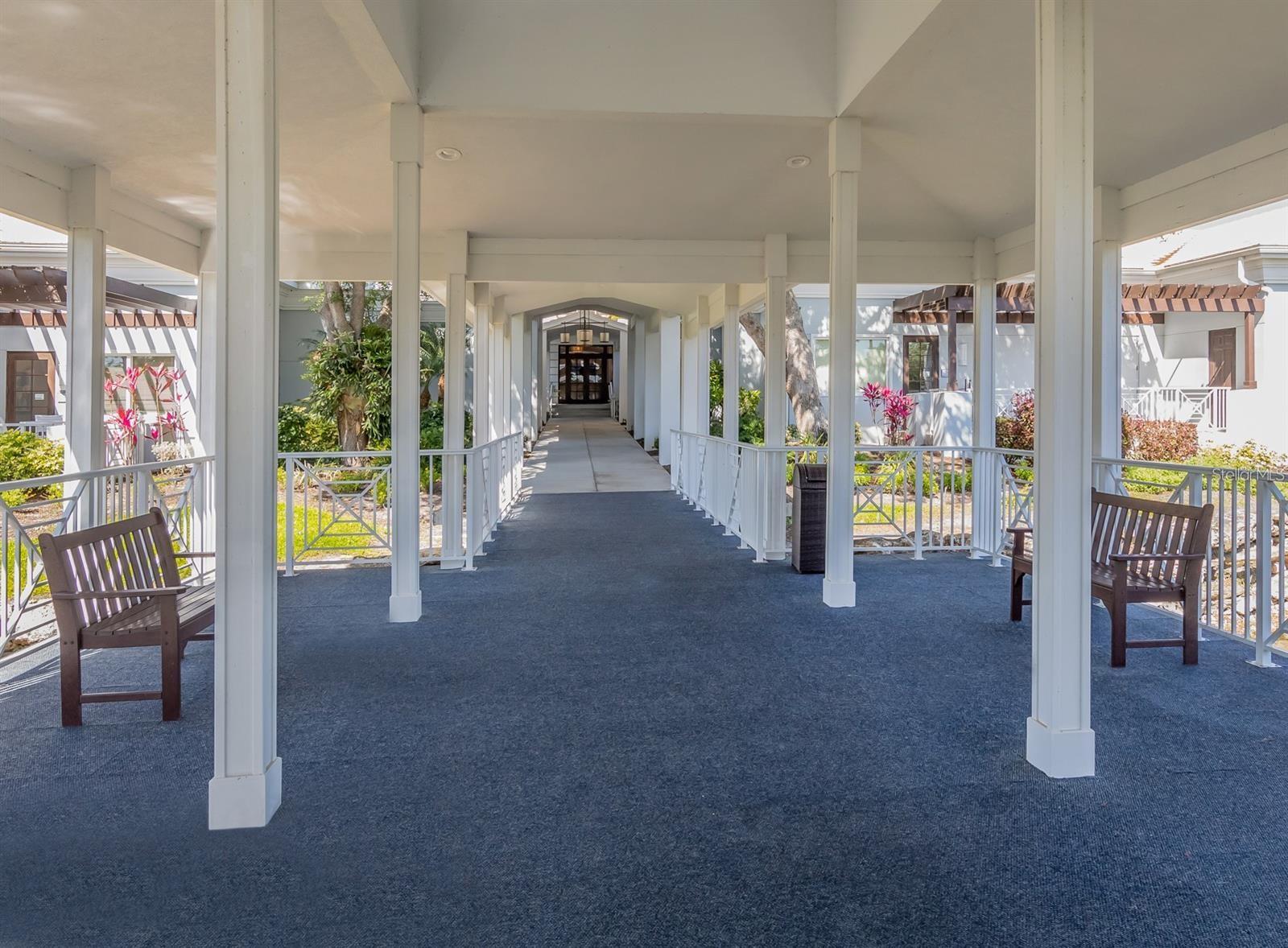 220 SOUTHAMPTON DRIVE #325, VENICE, FL, 34293