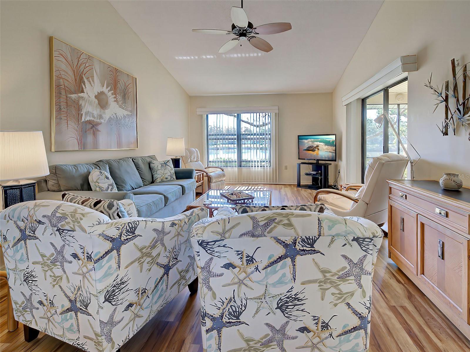 220 SOUTHAMPTON DRIVE #325, VENICE, FL, 34293