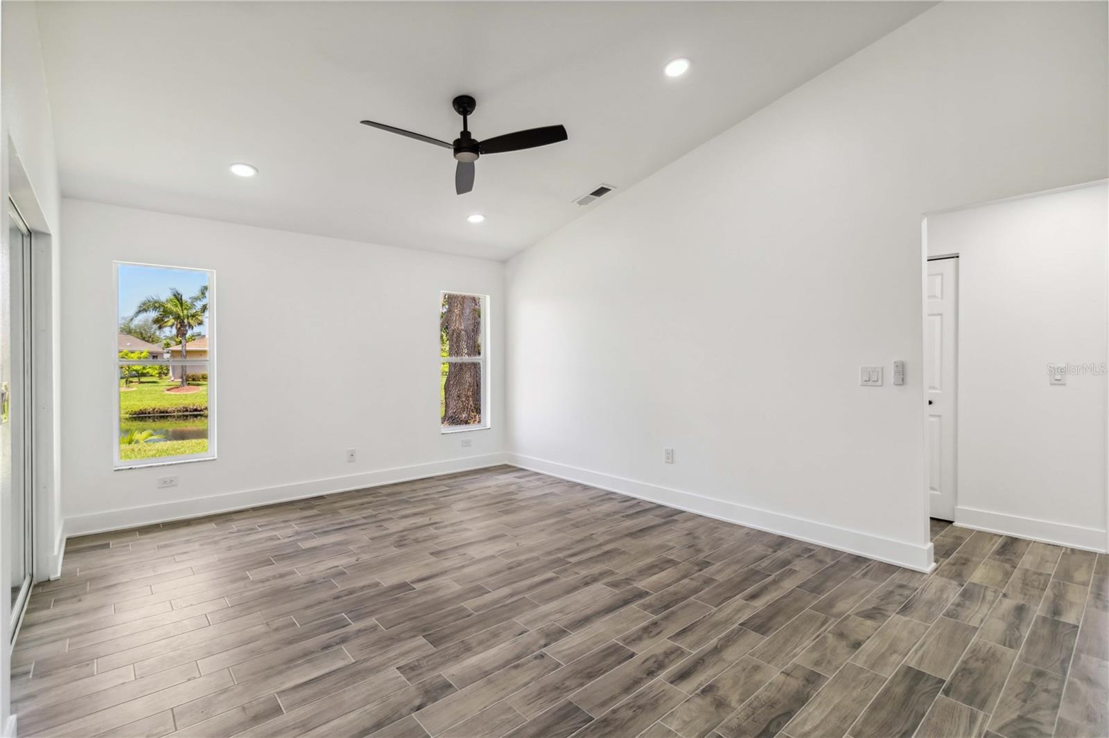 5810 42ND ST E, BRADENTON, FL, 34203