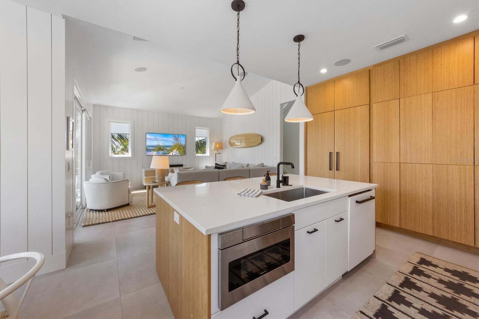 140 CRESCENT DR, ANNA MARIA, FL, 34216