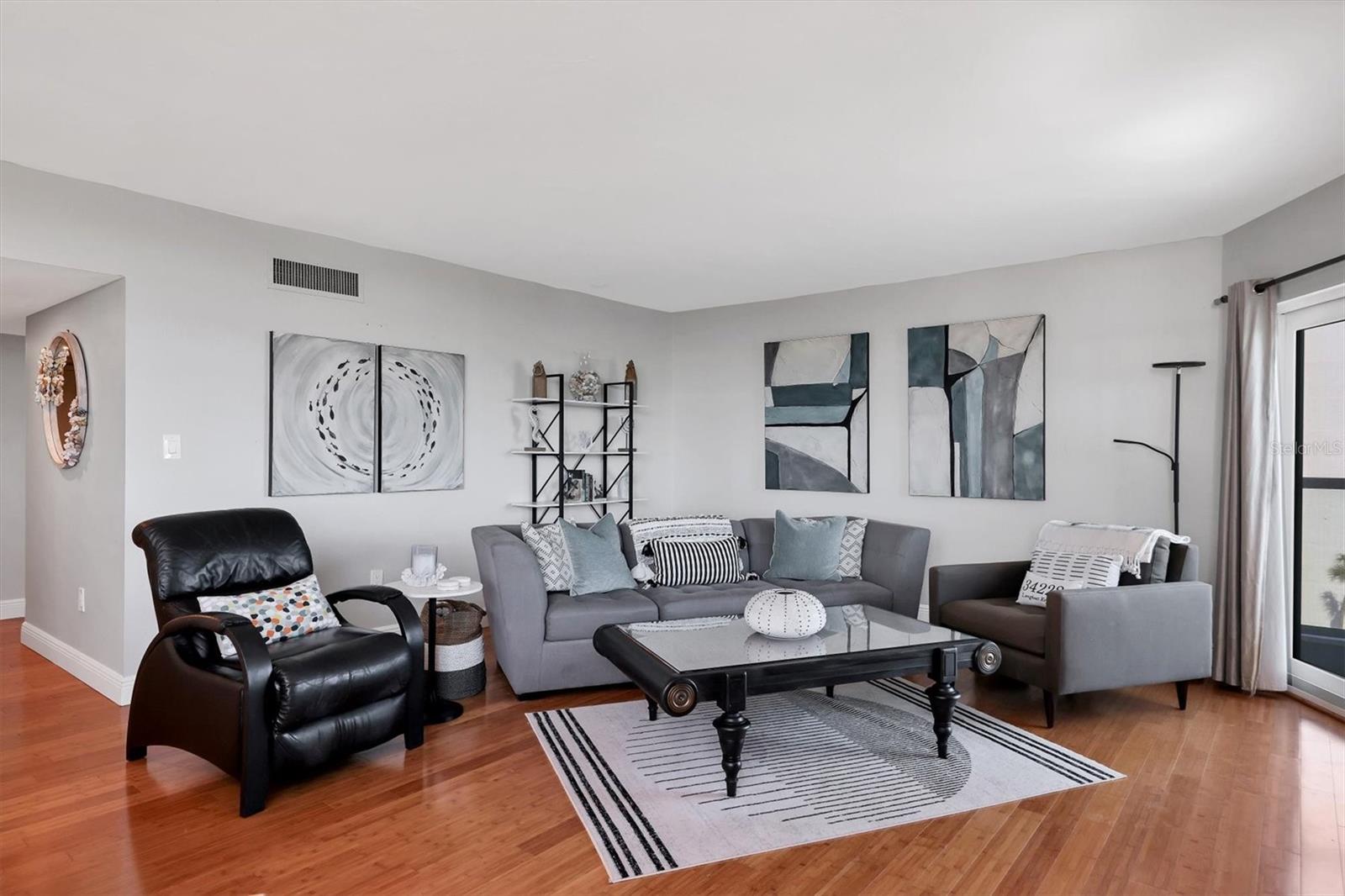 1000 LONGBOAT CLUB RD #604, LONGBOAT KEY, FL, 34228