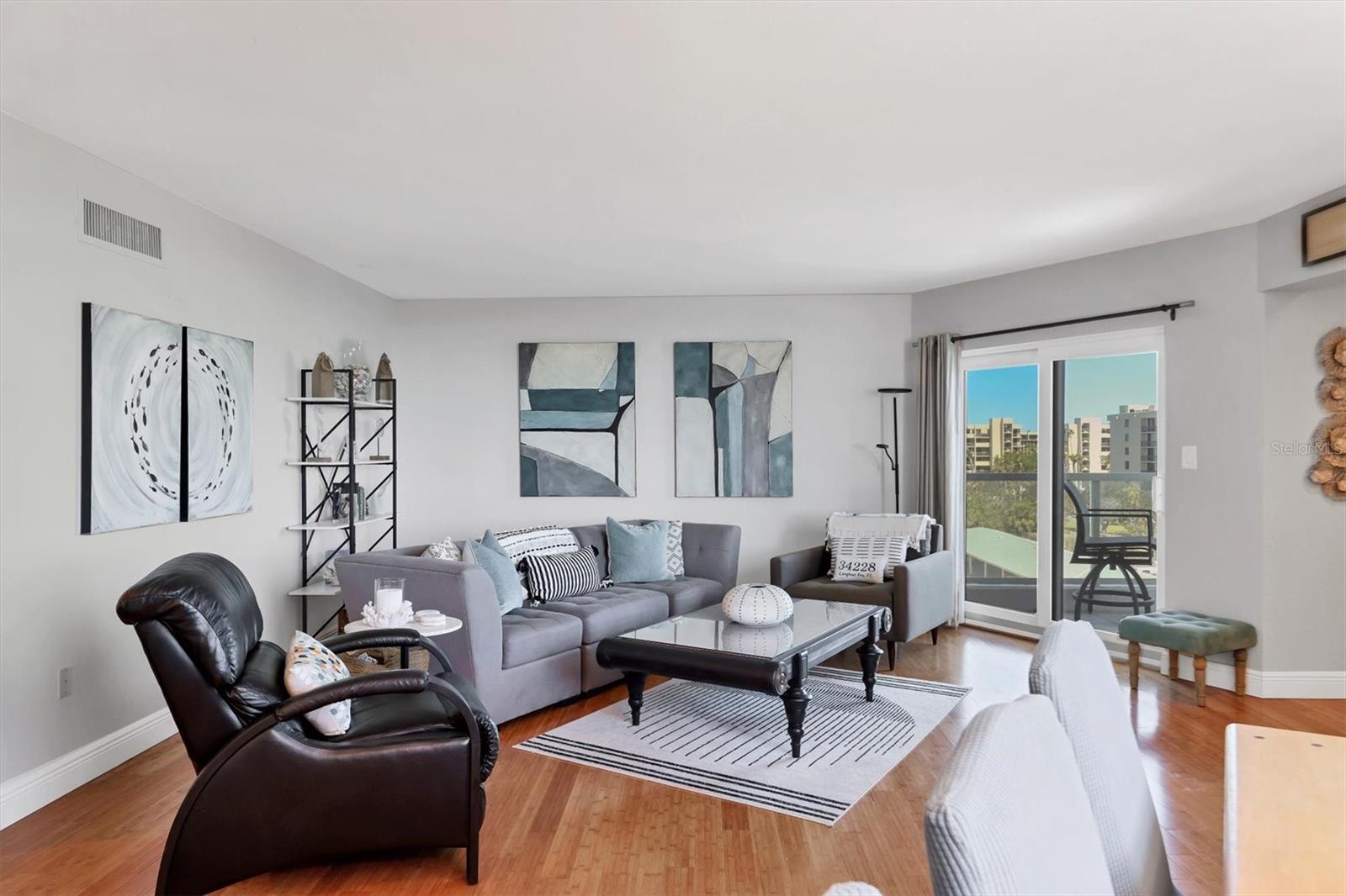 1000 LONGBOAT CLUB RD #604, LONGBOAT KEY, FL, 34228